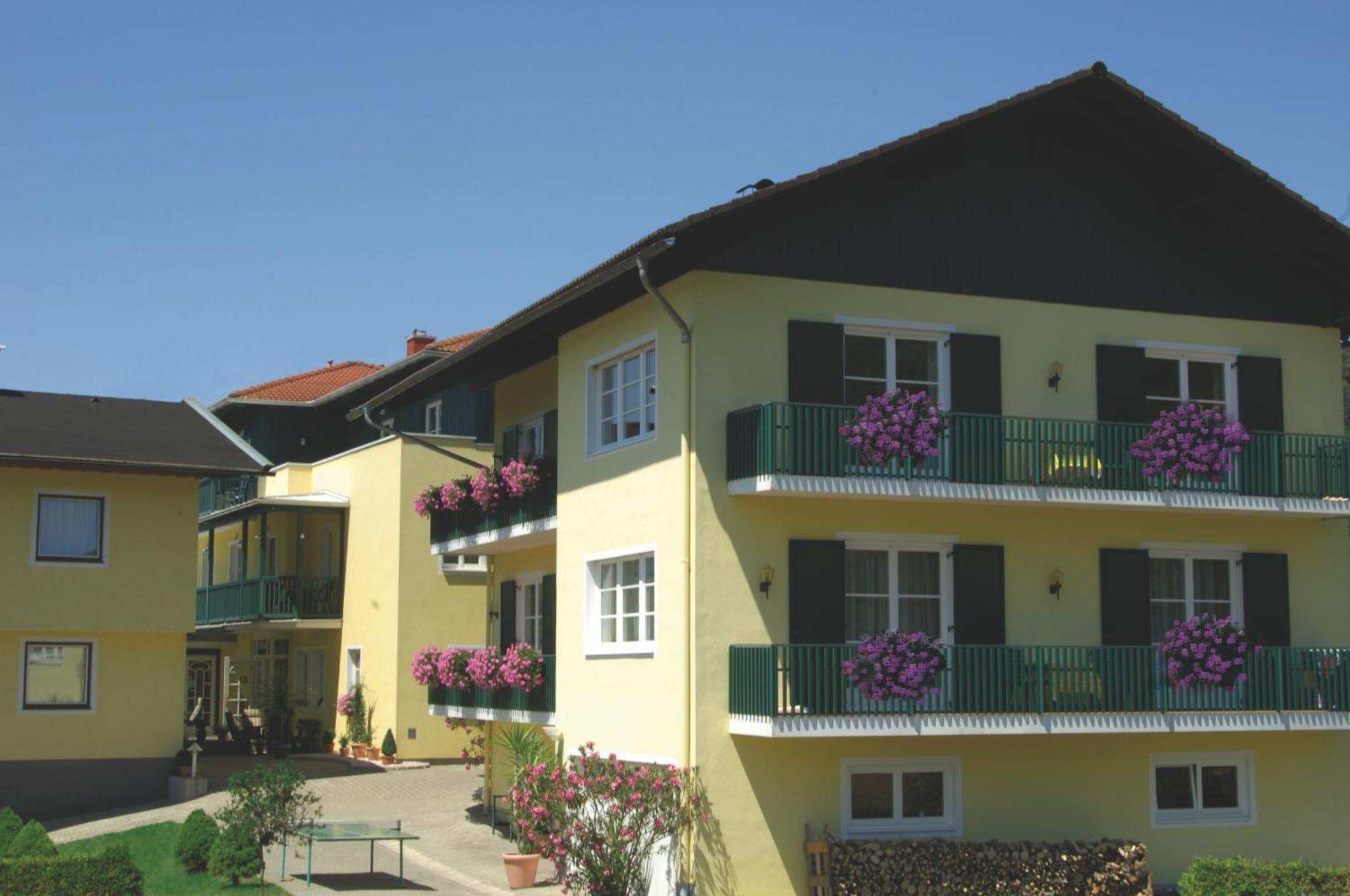 Die Wunder S Ferienpension Portschach am Woerthersee Ngoại thất bức ảnh