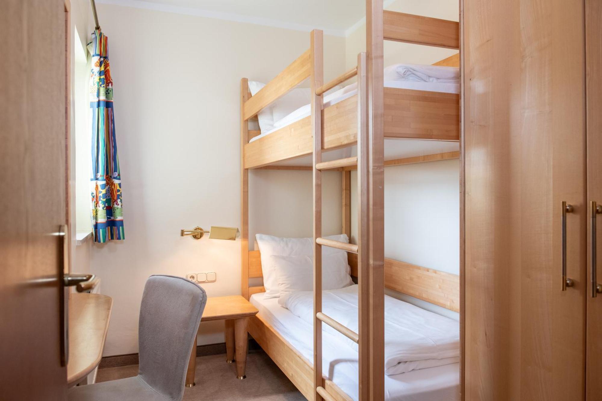 Die Wunder S Ferienpension Portschach am Woerthersee Ngoại thất bức ảnh